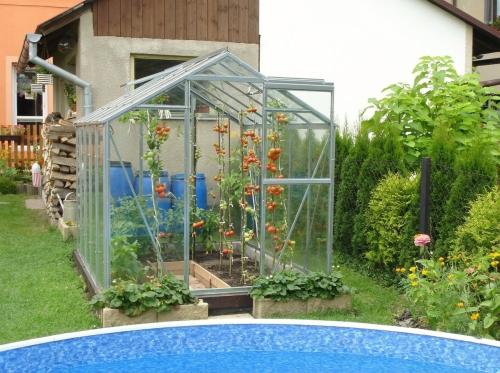 skleník LANITPLAST LIMES Viva V6/4 1,97x4 m číre sklo 3 mm